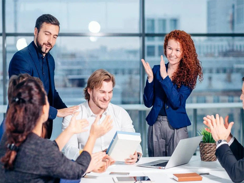 Best Christmas Gifts for Employees Under $20 or Less