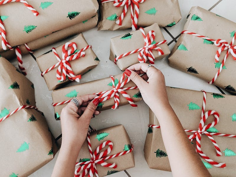 christmas gifts for coworkers under $10 or less