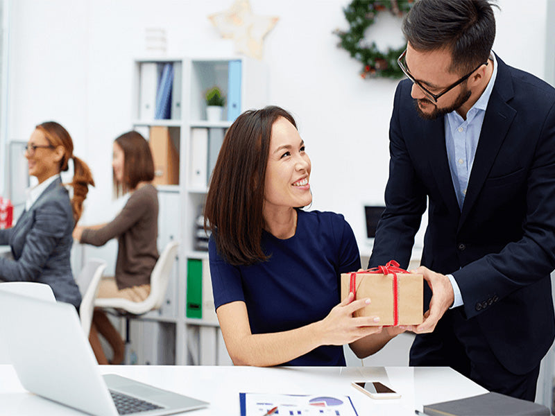 christmas gifts for staff under $10