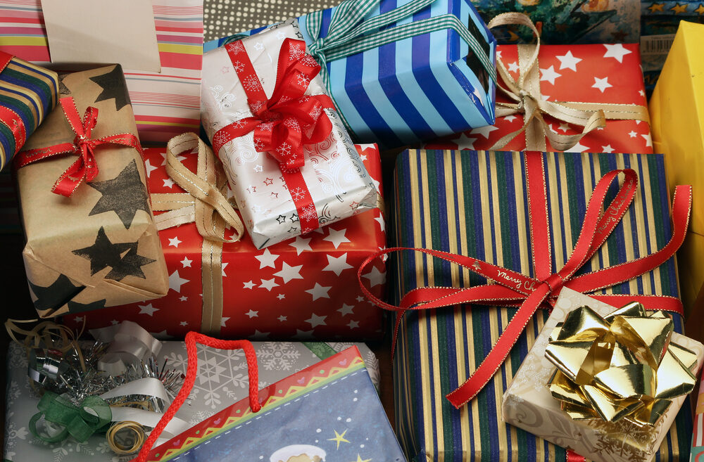 best christmas gifts for jewish friends in 2022