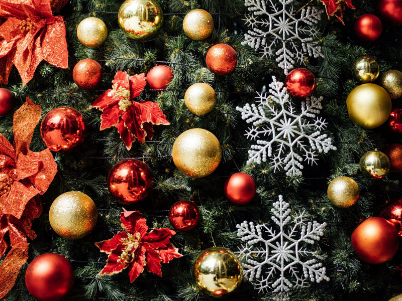 where to buy christmas ornaments