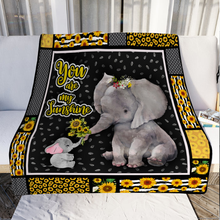 Elephant F2108 85O41 Fleece Blanket 1