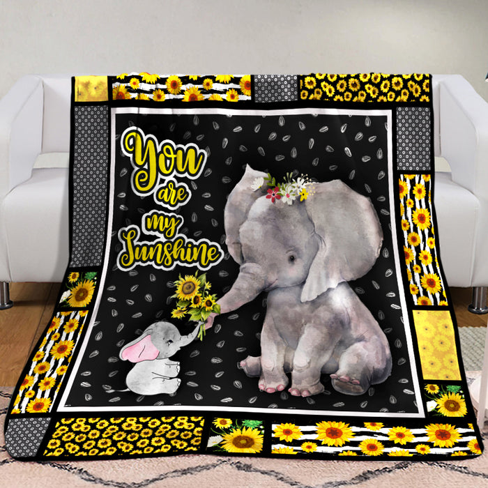 Elephant F2108 85O41 Fleece Blanket 1