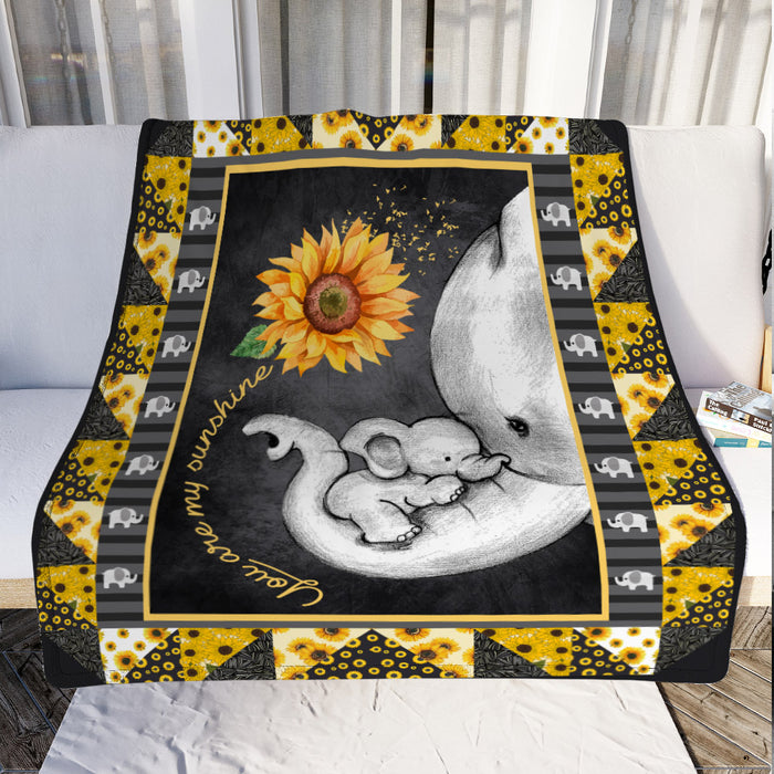 Elephant Sunflower Mom Fleece Blanket M1403 82O34 1