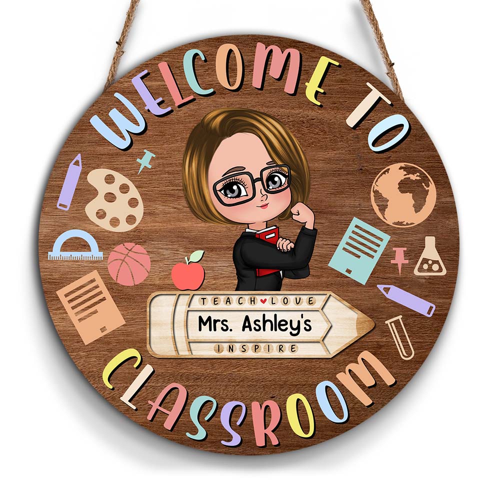 Personalized Back To School Gift For Teacher Welcome To Classroom Round Wood Sign 27047 Primary Mockup