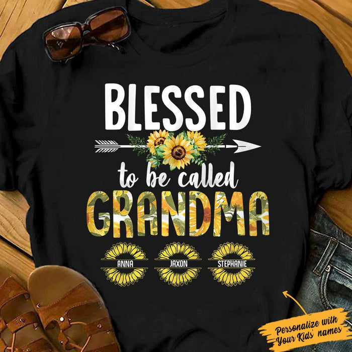 Personalized Grandma Sunflower T Shirt JN132 87O34 1