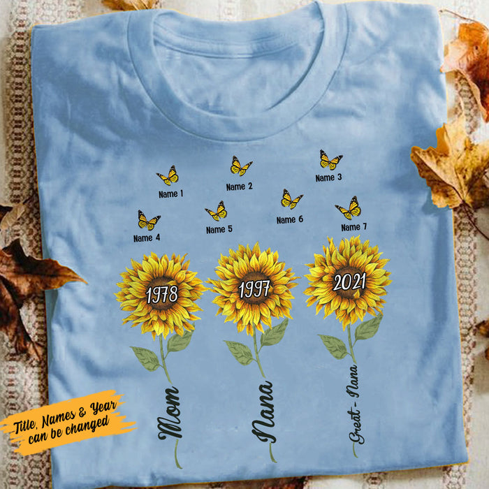 Personalized Mom Grandma Sunflower T Shirt MY37 30O58 1